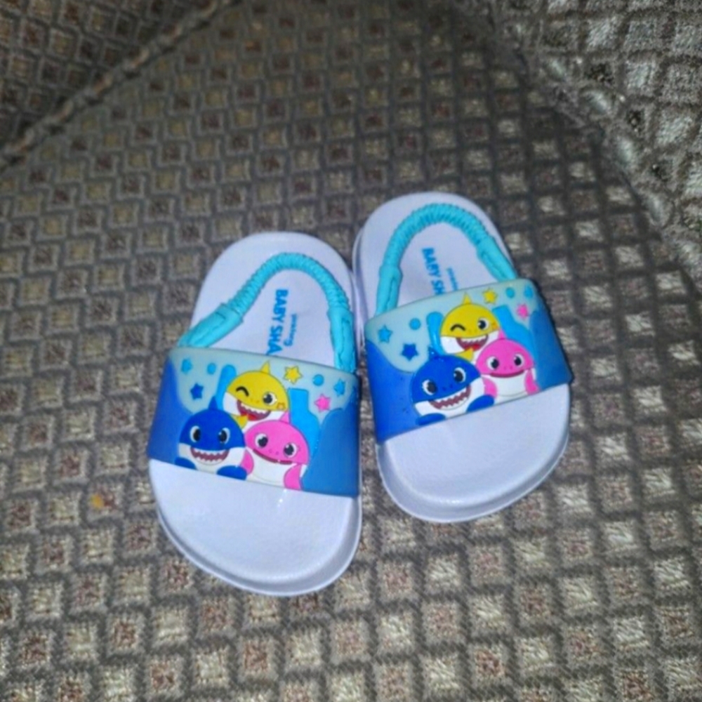 Baby shoes